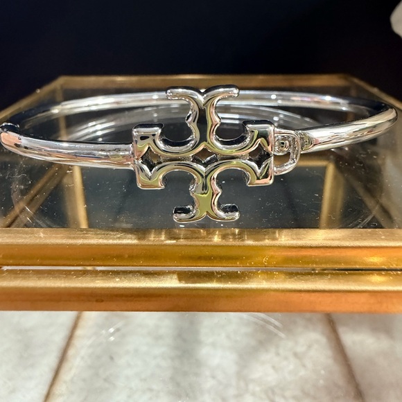 Tory Burch Jewelry - Tory Burch Eleanor Hinged Cuff - NWT